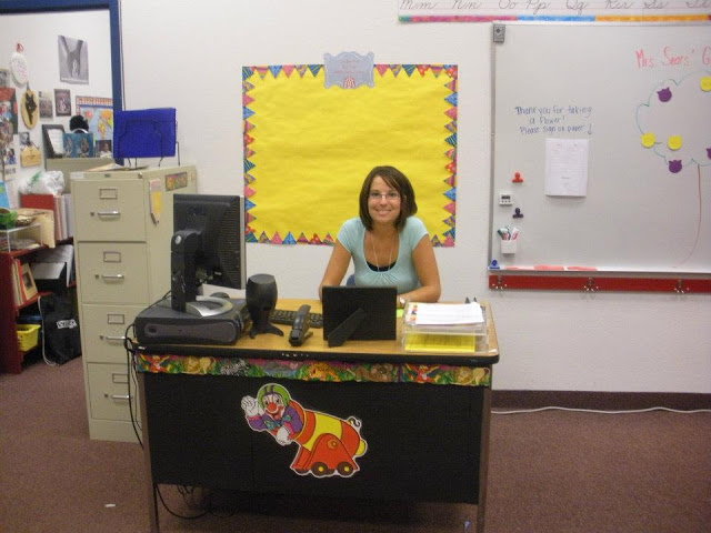 3 Reasons To Get Rid Of Your Teacher Desk Not So Wimpy Teacher